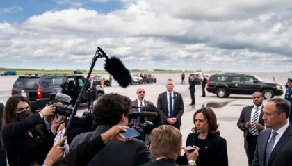 美媒：特朗普取消特勤局对哈里斯的保护，加州公路巡警将接管其安保工作